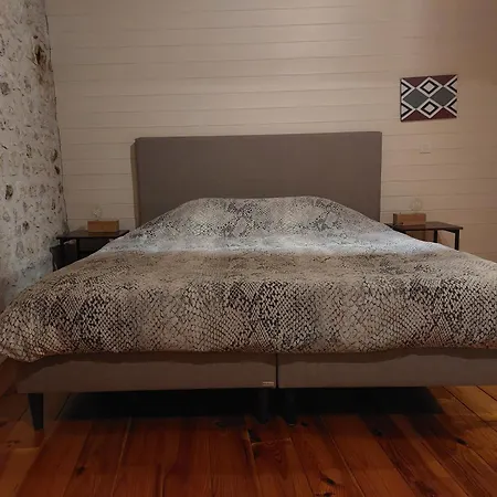 Bed & Breakfast La Grange De Lucie -chambres D'hotes En Perigord-dordogne